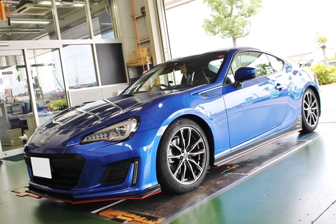 BRZ後期にディープホイール！9.5J の太履き RS9 で ツライチスタイル